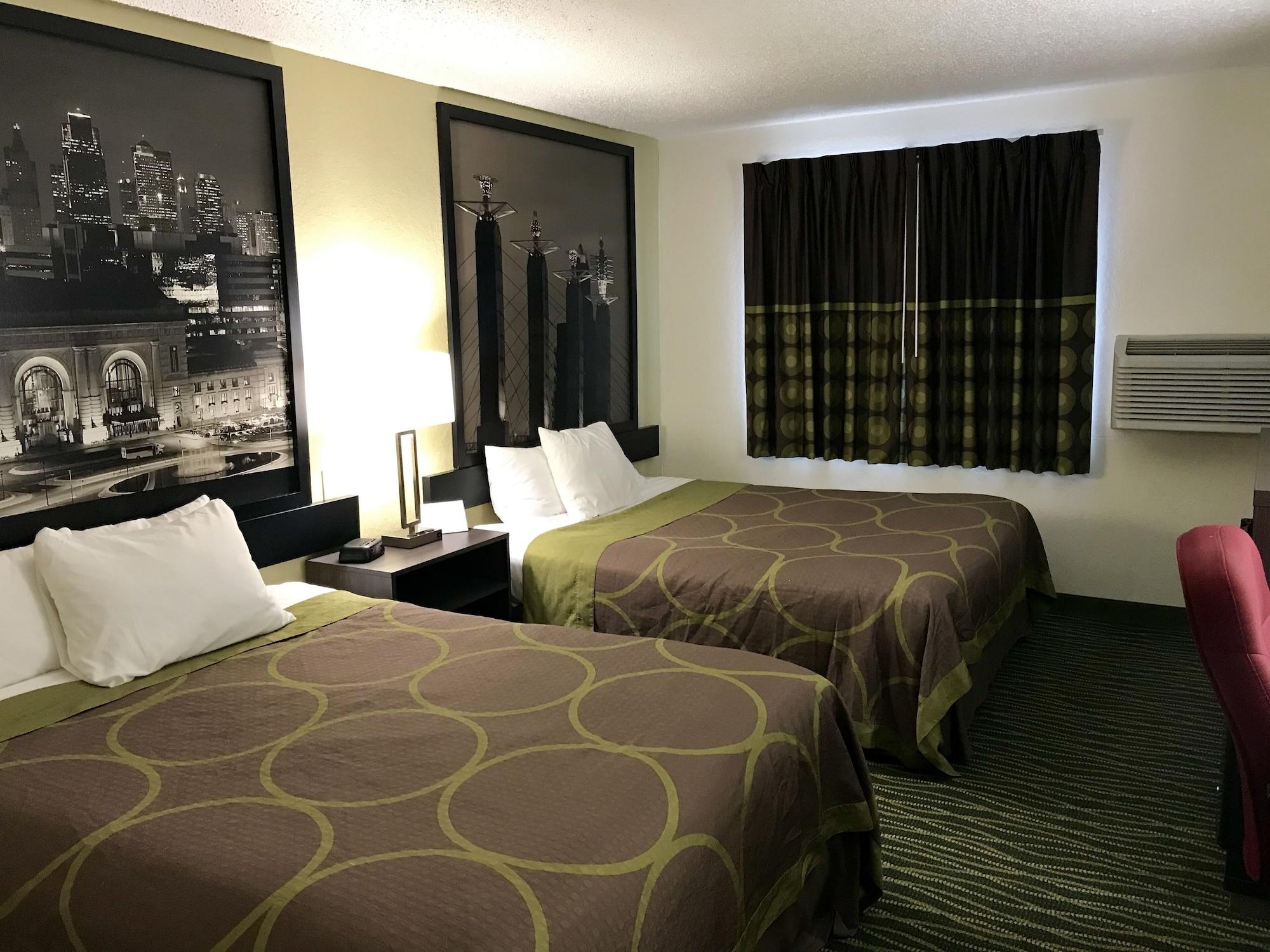 Super 8 By Wyndham Independence Kansas City Exterior photo