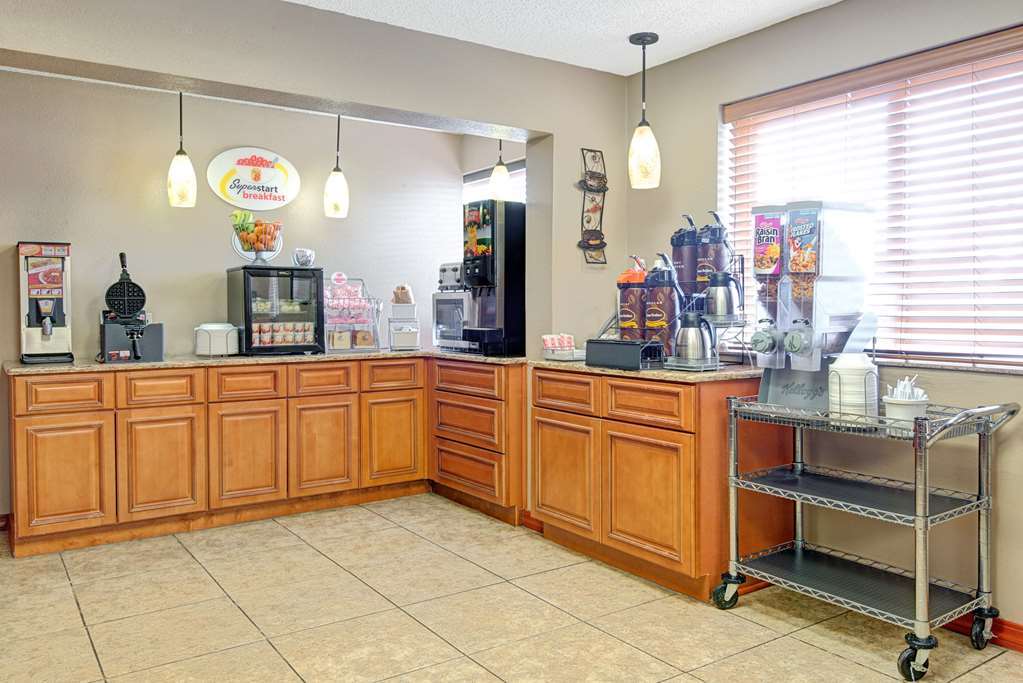 Super 8 By Wyndham Independence Kansas City Facilities photo